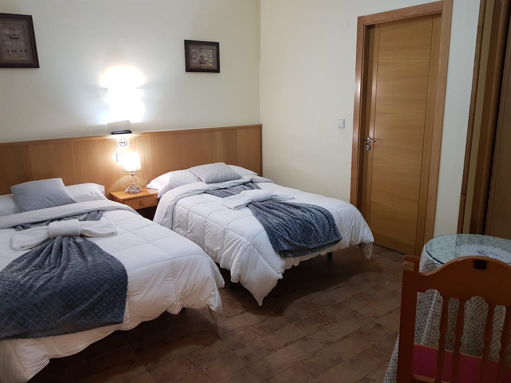 Hostal Ponte Dos Santos Ribadeo Kültér fotó