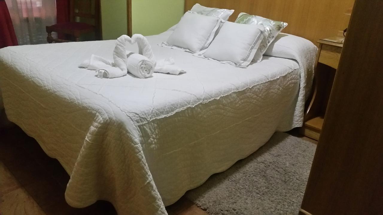 Hostal Ponte Dos Santos Ribadeo Kültér fotó